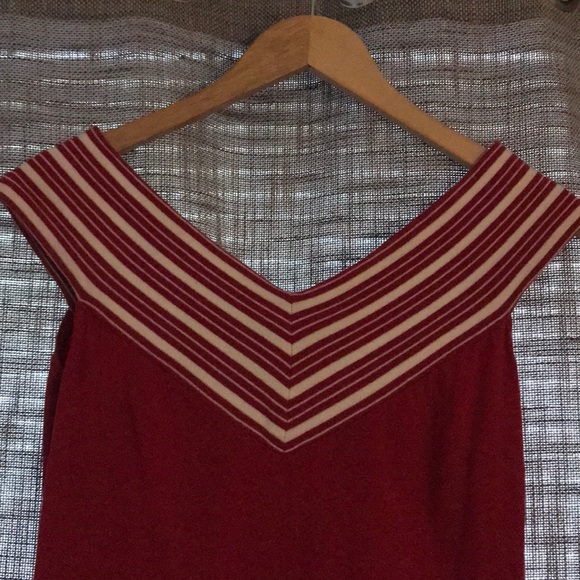 Form fitting red off the shoulder dress. - Picture 2 of 3